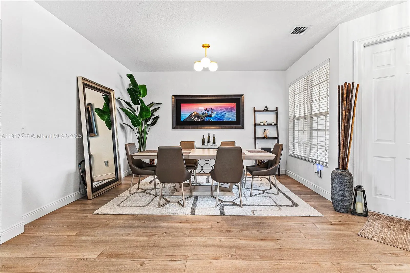 Miramar, Florida 33029, United States, 5 Bedrooms Bedrooms, ,4 BathroomsBathrooms,Residential,Coming Soon,146809