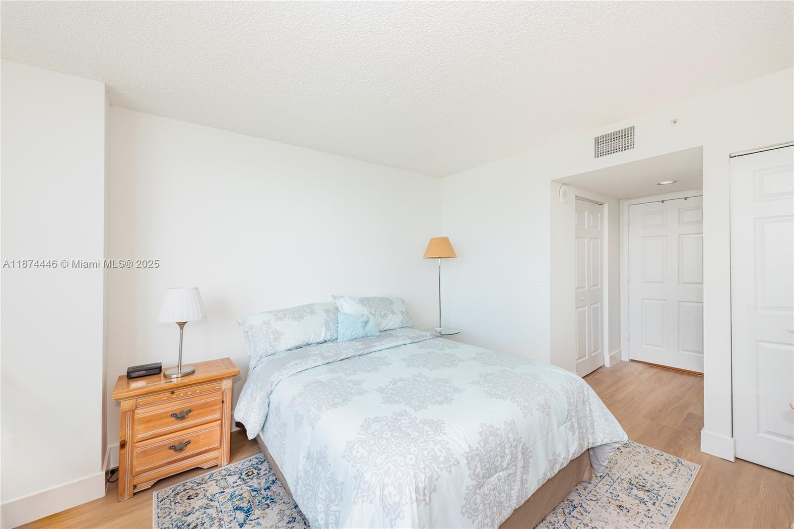 The Mark on Brickell Condo - Residential