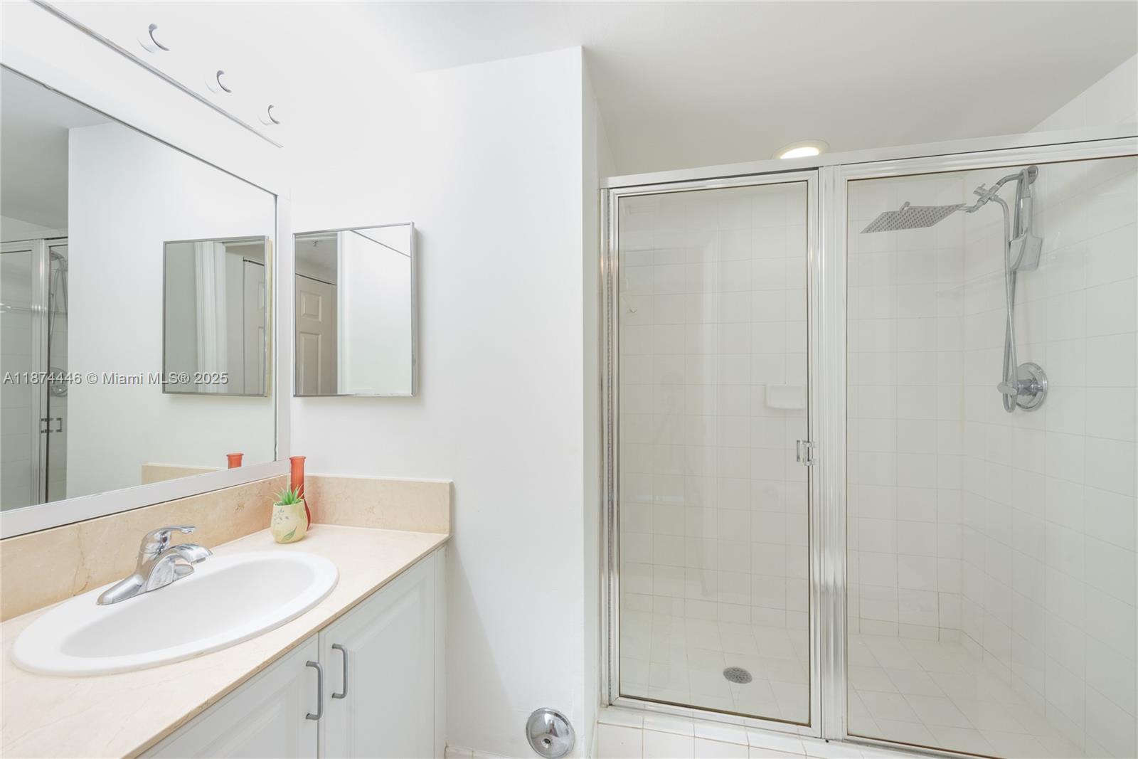 The Mark on Brickell Condo - Residential