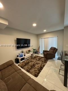 PARADISE ONE - Residential
