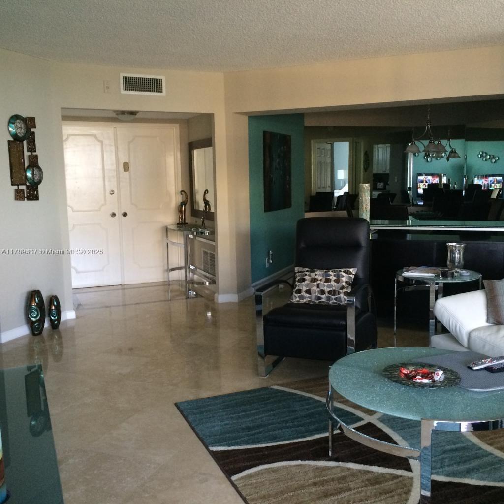 CLARIDGE CONDO - Residential Lease