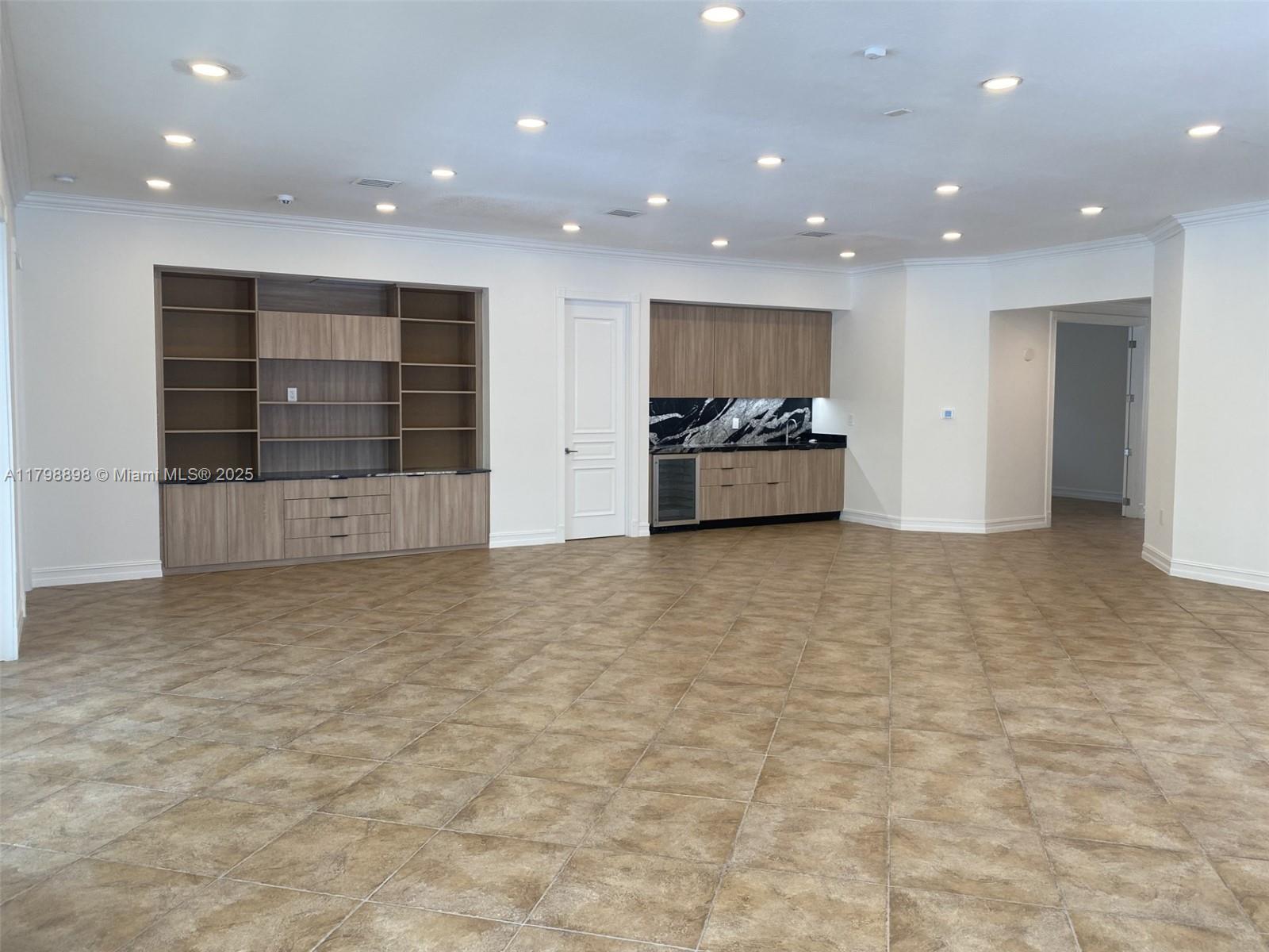 BRICKELL HAMMOCK UN 1 - Residential Lease