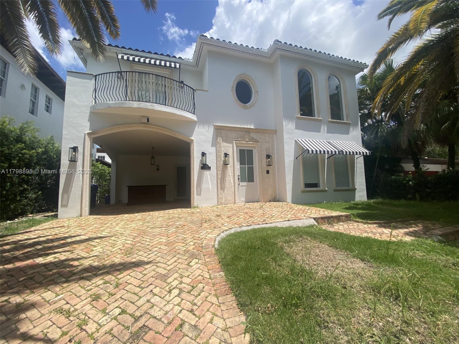 2422 S Miami Ave 2422, Miami, Broward County, Florida - 5 Bedrooms  
6 Bathrooms - 