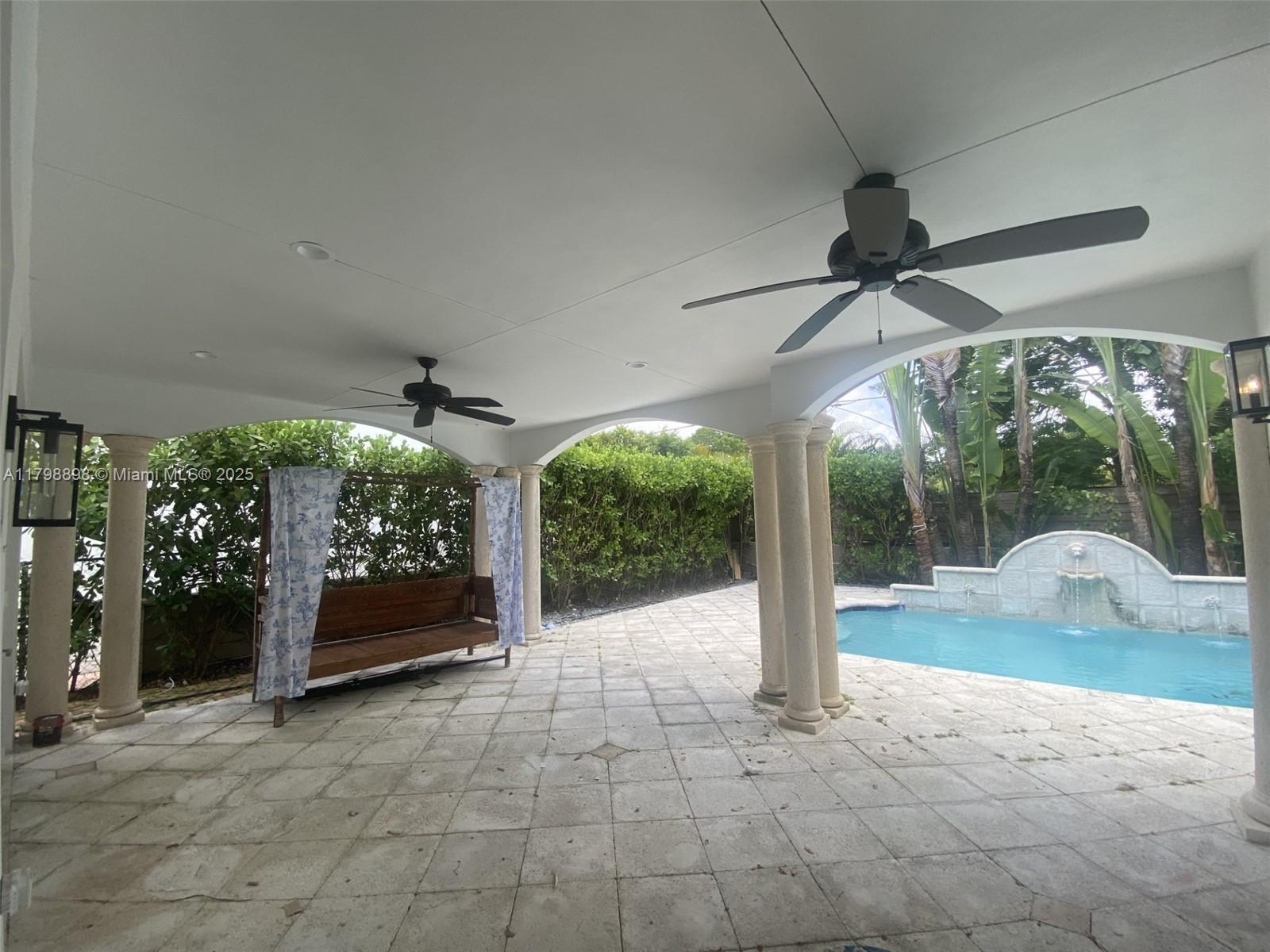 BRICKELL HAMMOCK UN 1 - Residential Lease