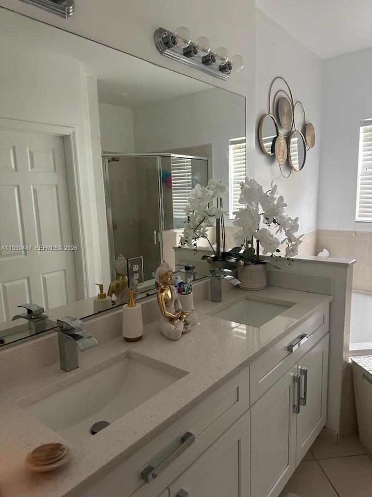 SILVER PALM EAST SEC ONE - Residential