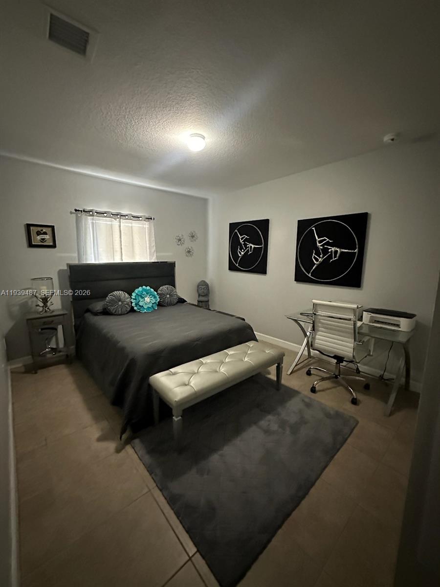 SILVER PALM EAST SEC ONE - Residential