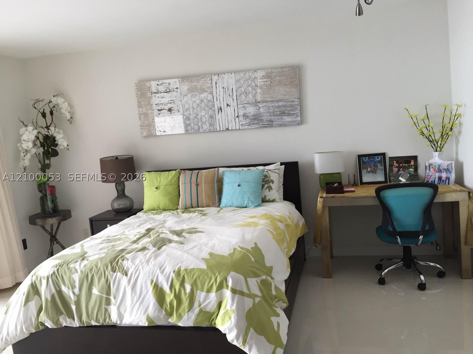 5401 Collins Ave 1232