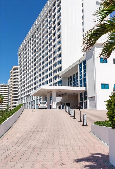 5445 Collins Ave 517 Miami Beach FL 33140