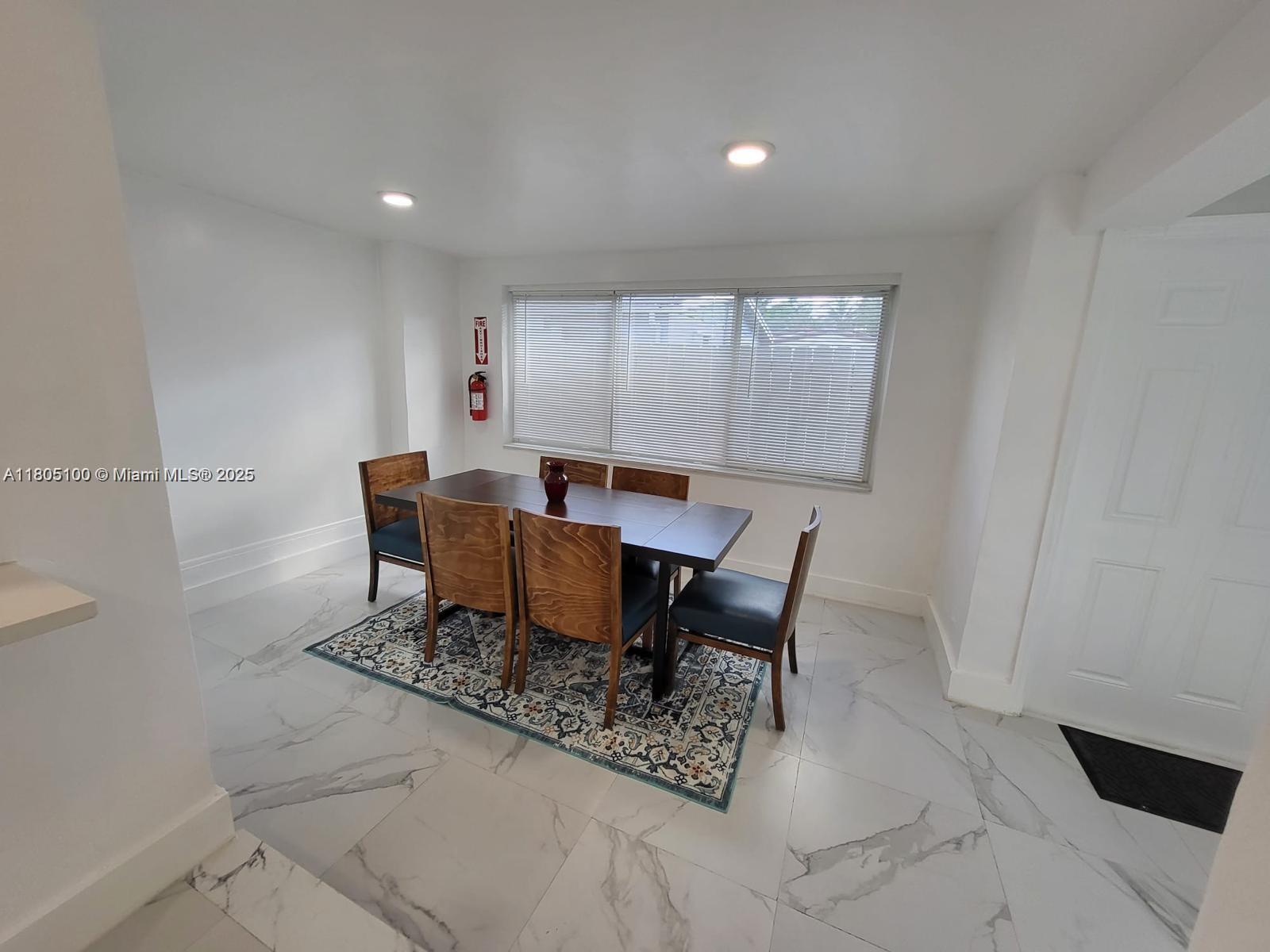 OAK GROVE - Residential Lease