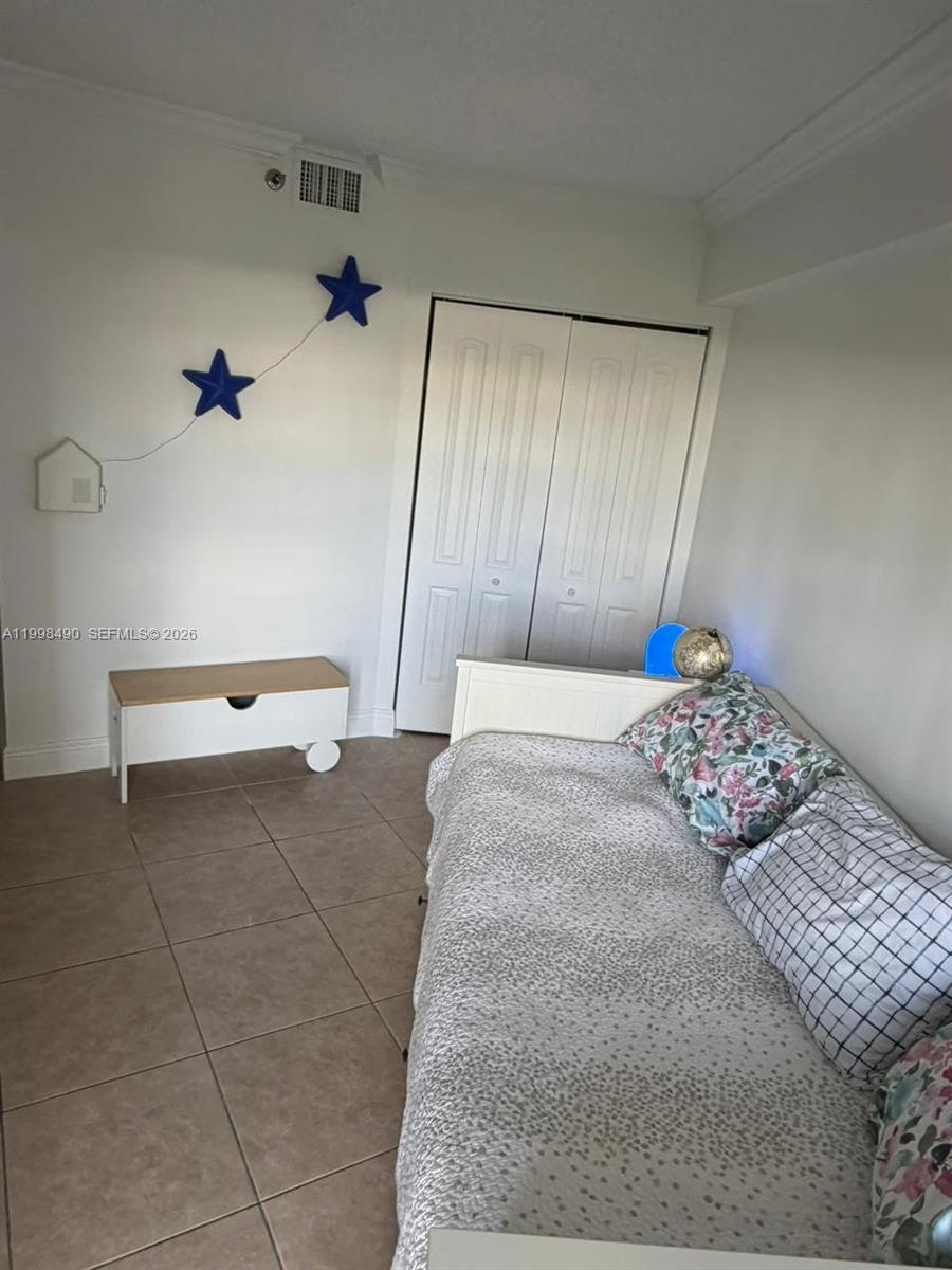 MYSTIC POINTE CONDO NO ON - Residential Lease