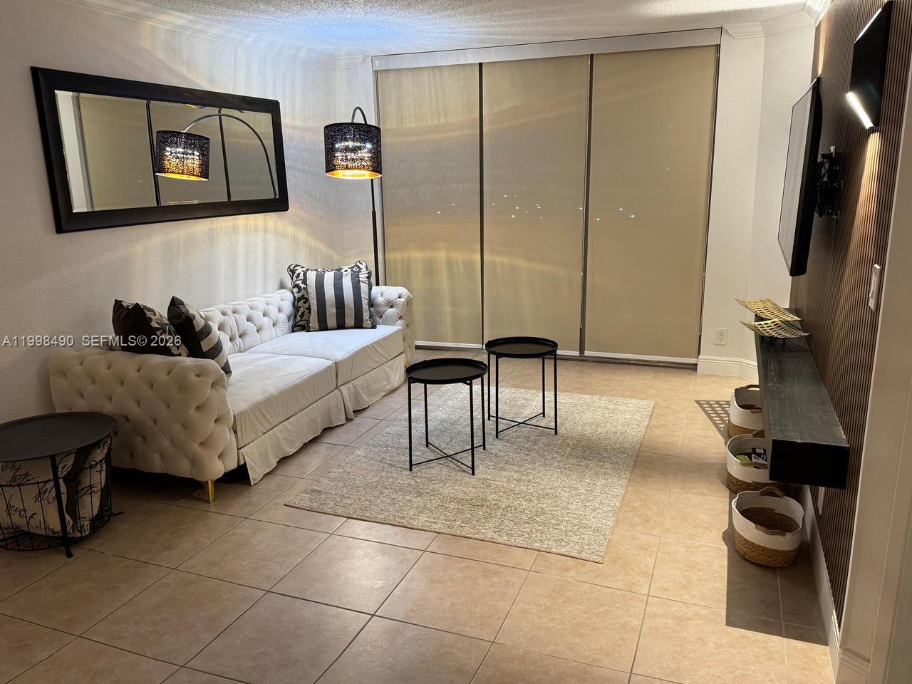 MYSTIC POINTE CONDO NO ON - Residential Lease