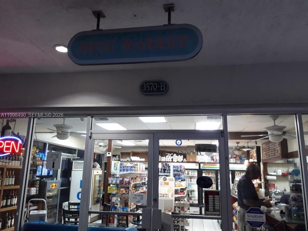 MYSTIC POINTE CONDO NO ON - Residential Lease