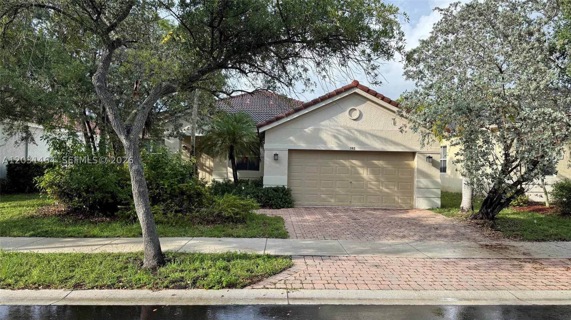 748 Tulip Cir