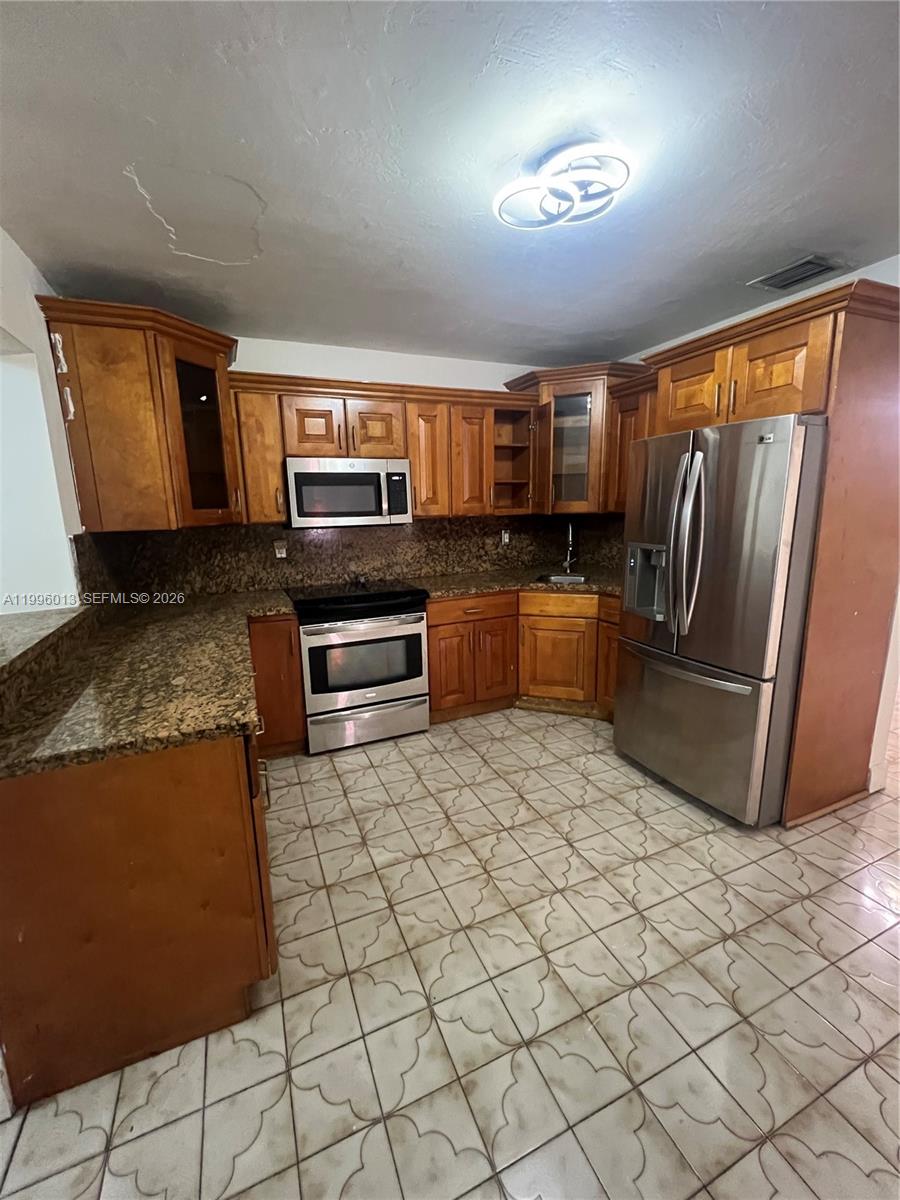 OPA LOCKA 2ND REV PL - Residential