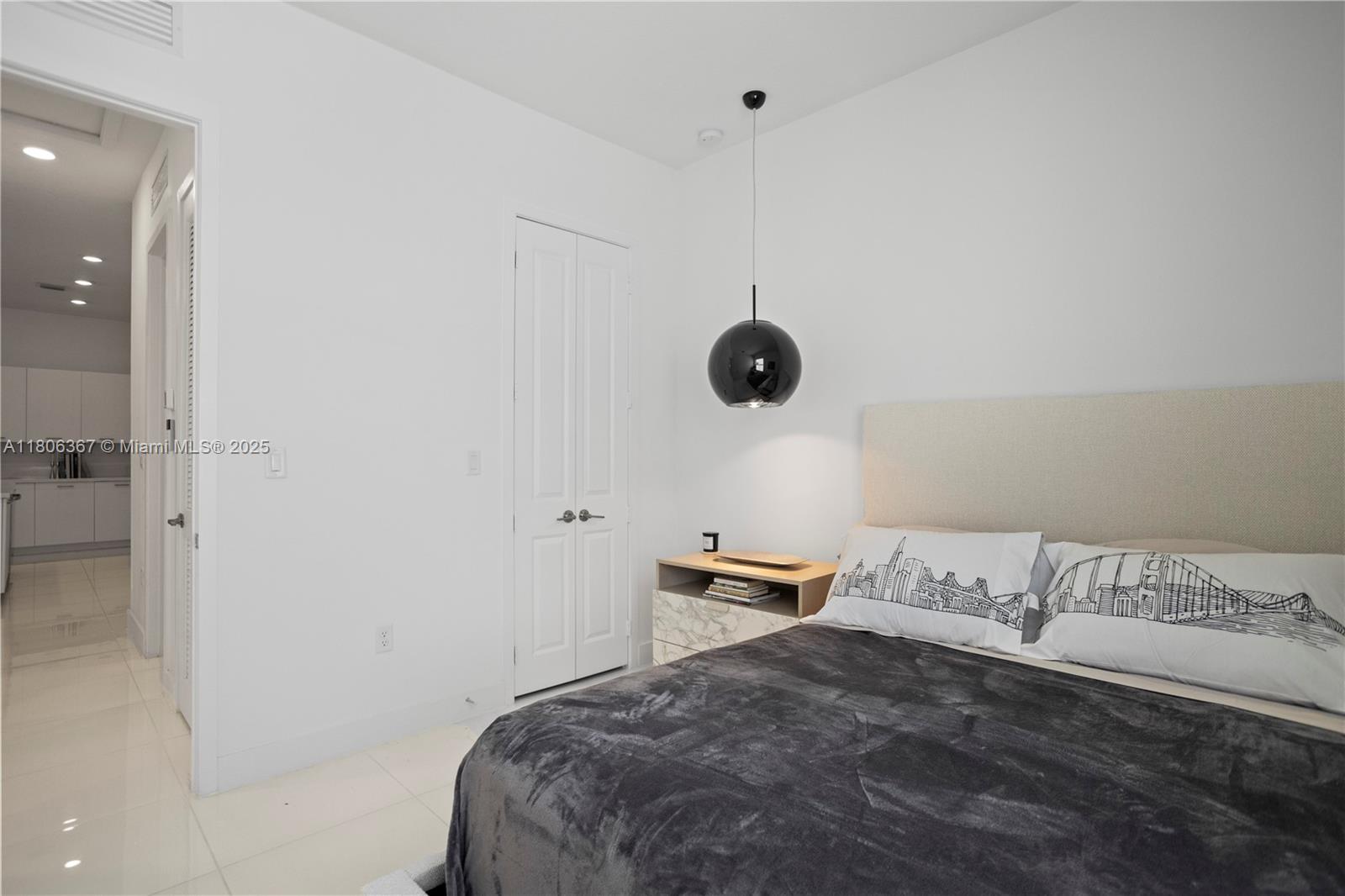 TUSCAN ISLES - Residential Lease