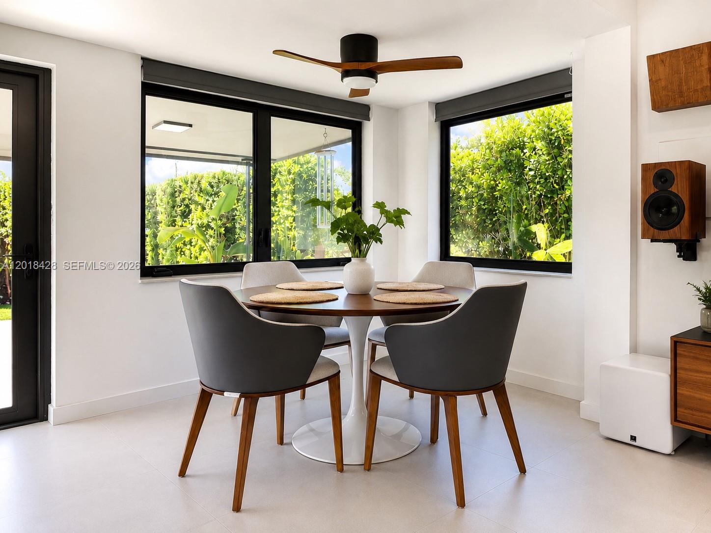 LAUDERDALE - Residential