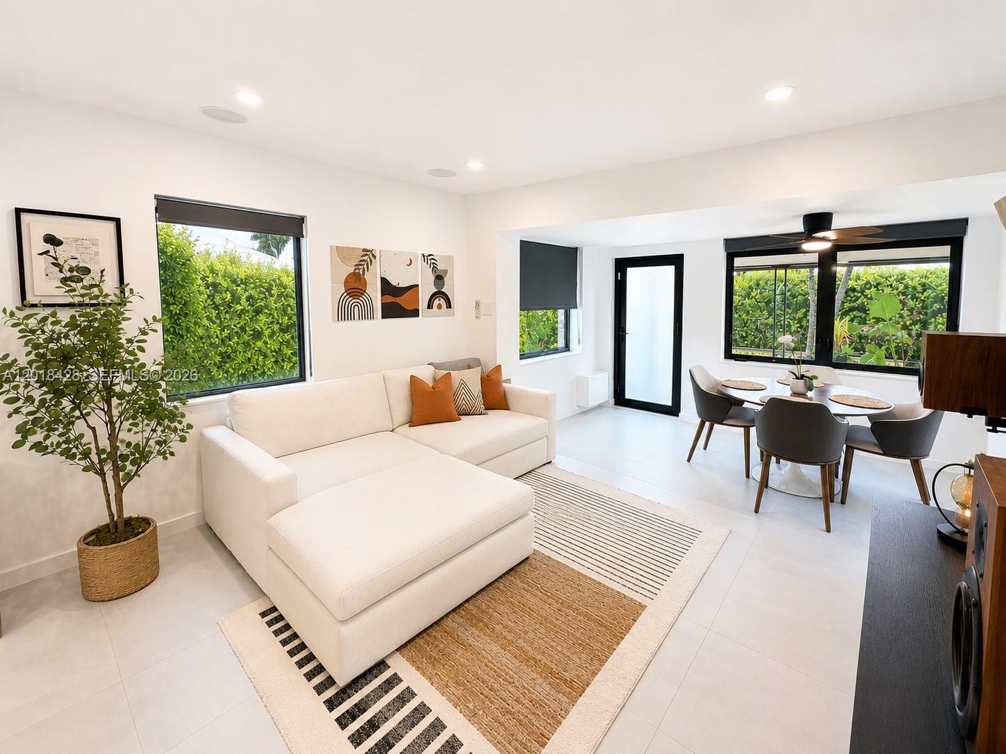 LAUDERDALE - Residential