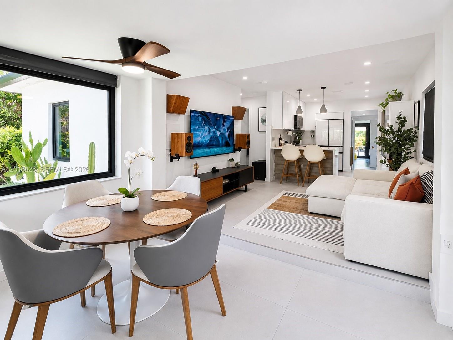 LAUDERDALE - Residential