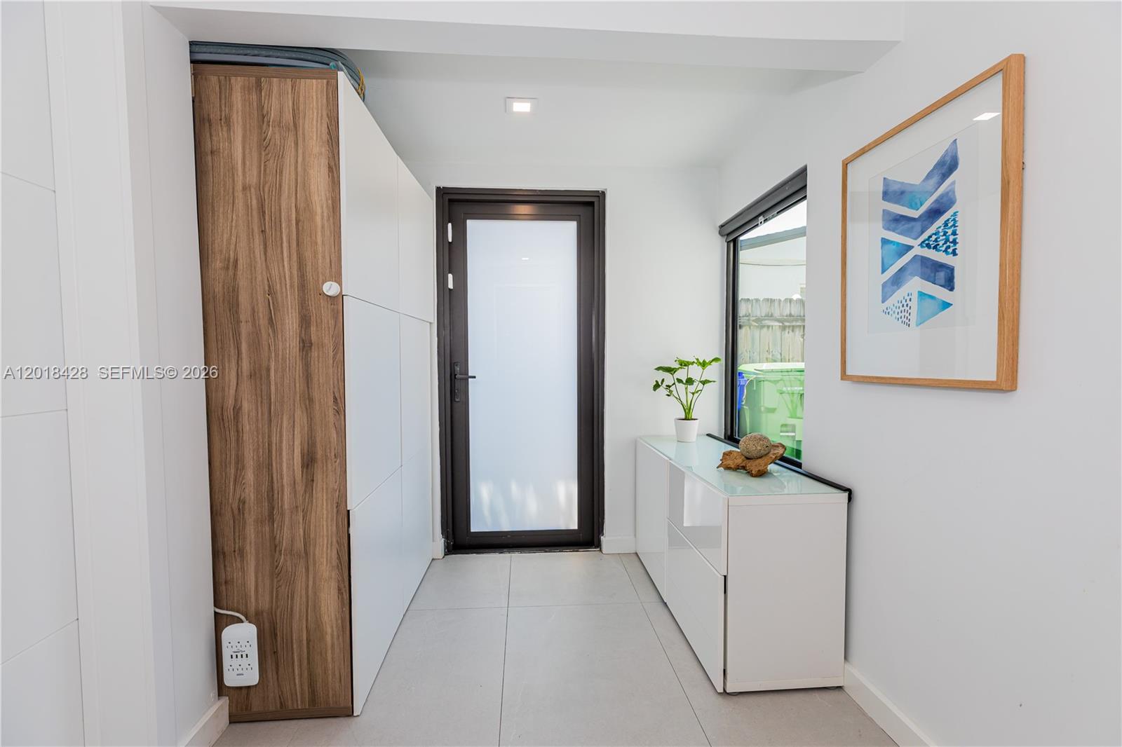 LAUDERDALE - Residential