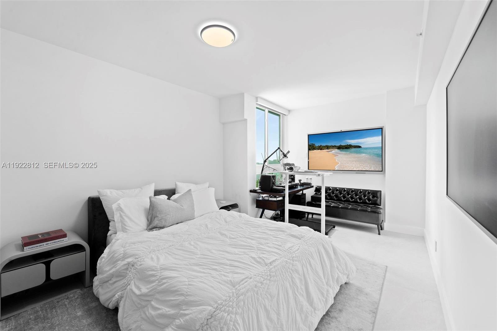 BRISTOL TOWER CONDO - Residential