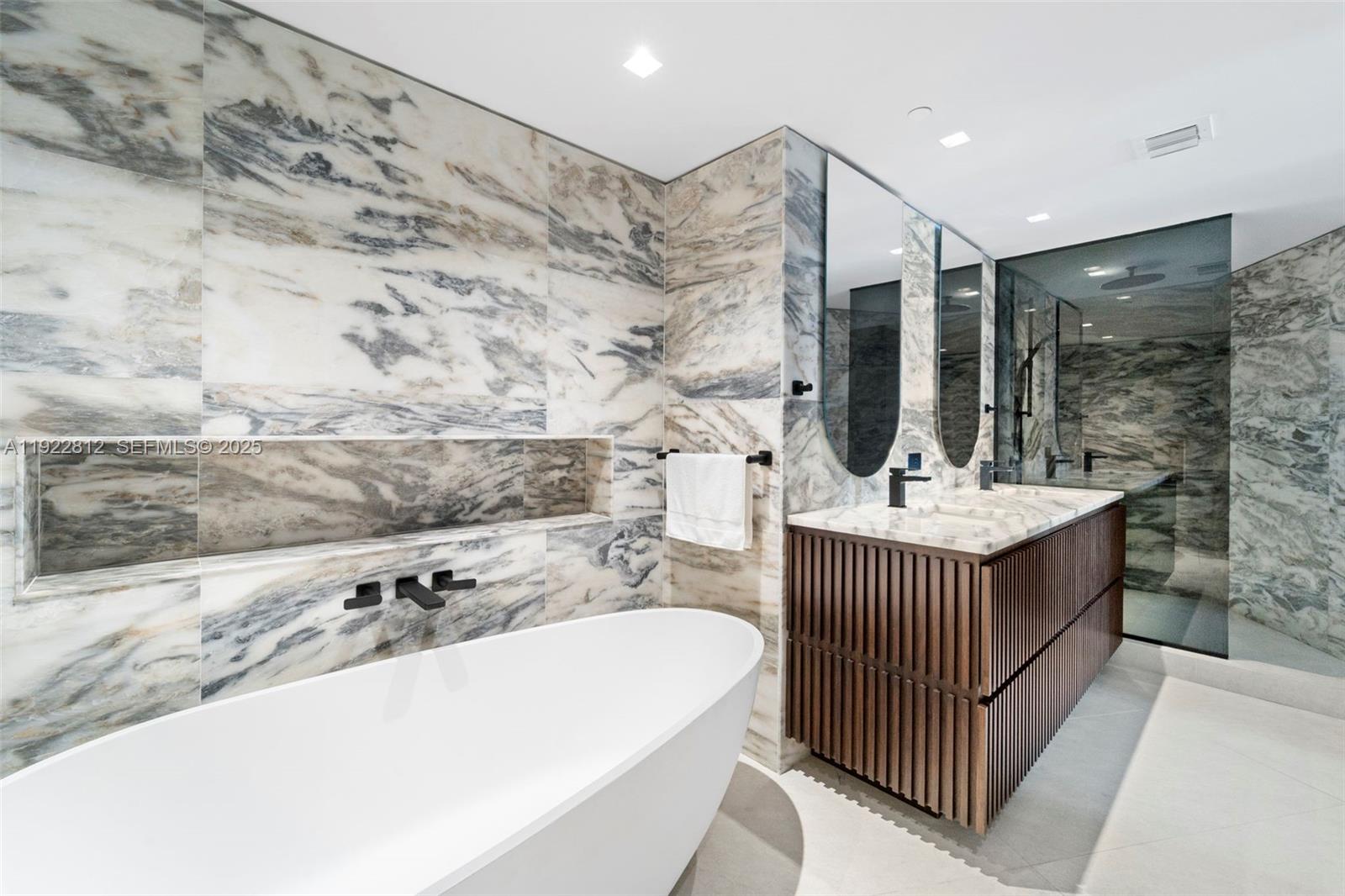 BRISTOL TOWER CONDO - Residential