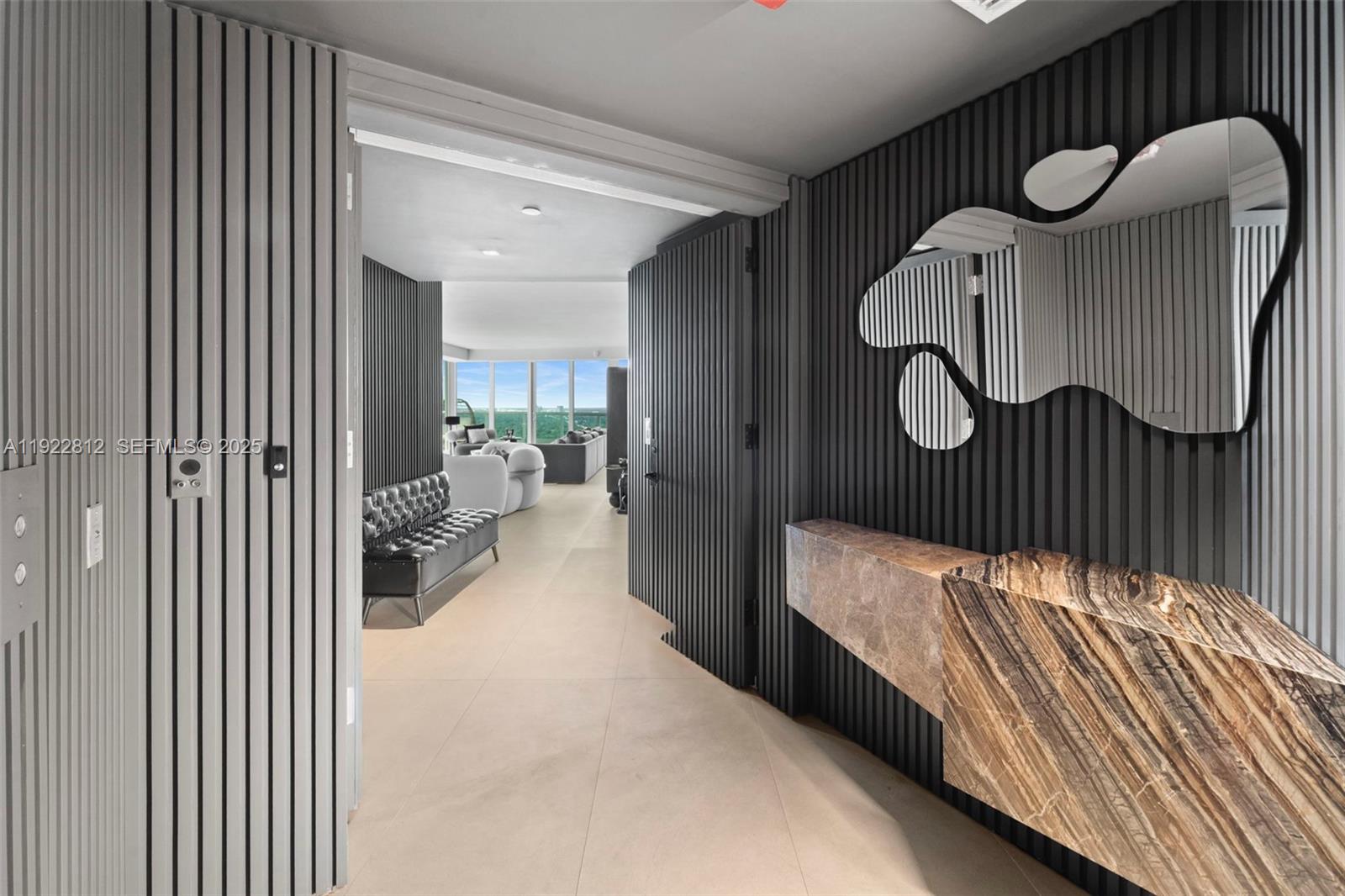 2127 Brickell Ave 3005, Miami, FL, 33129/$3,000,000 1 2127 Brickell Ave 3005