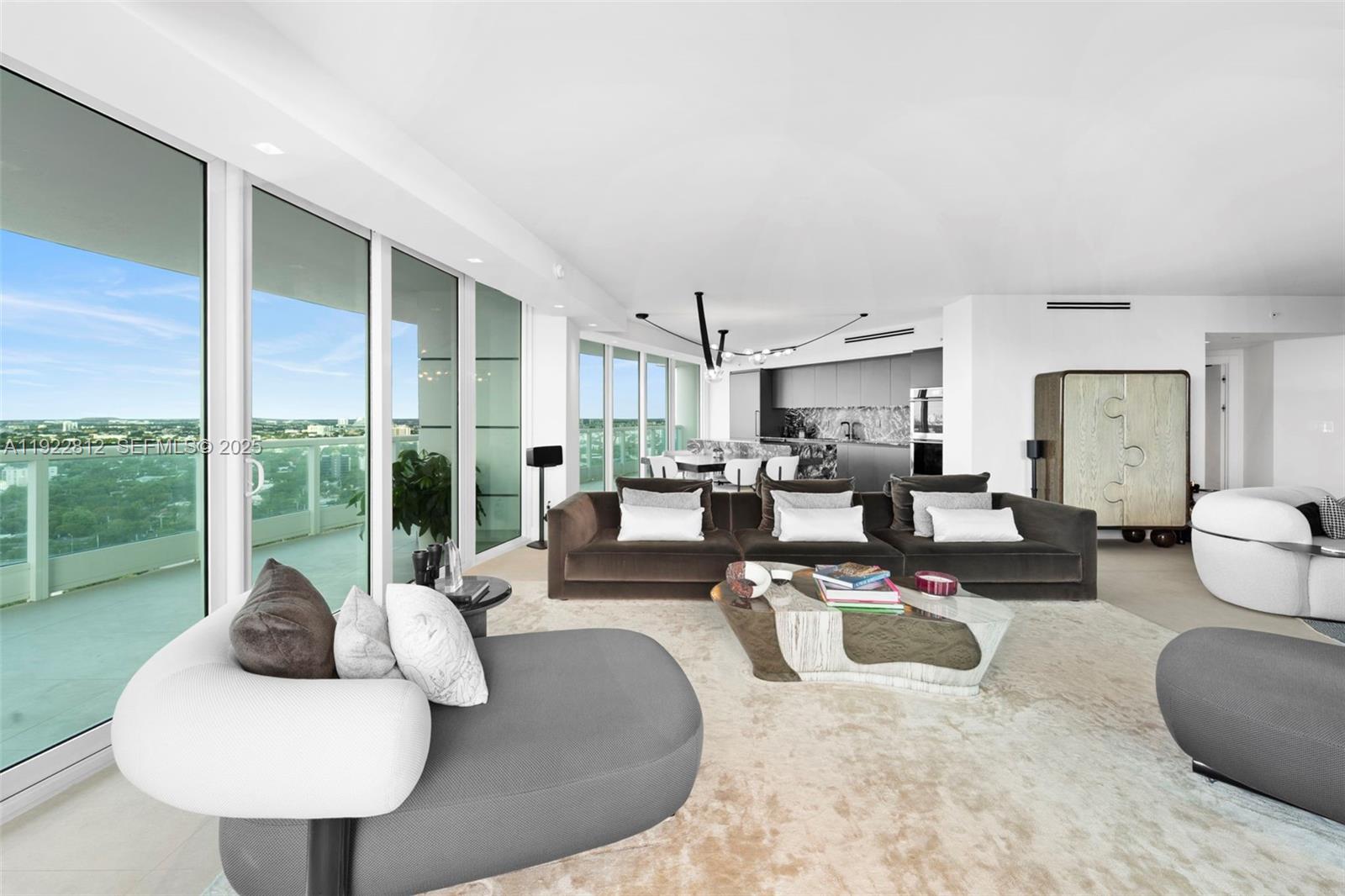 2127 Brickell Ave 3005, Miami, FL, 33129/$3,000,000 3 2127 Brickell Ave 3005