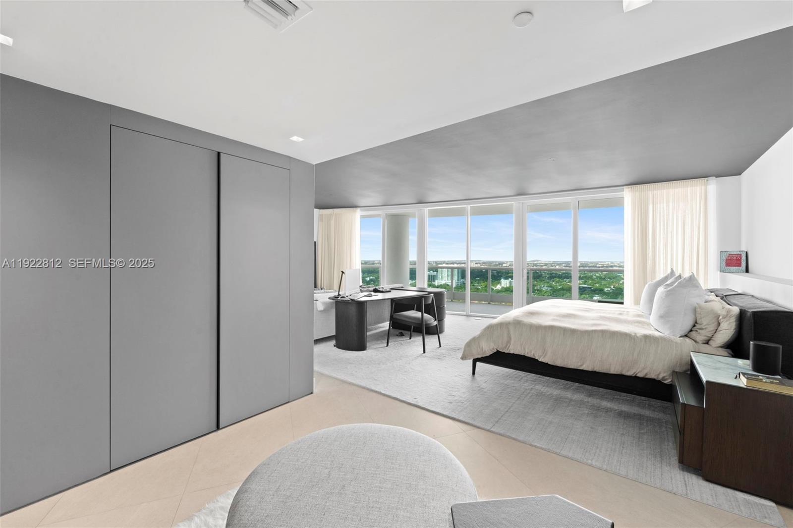 BRISTOL TOWER CONDO - Residential