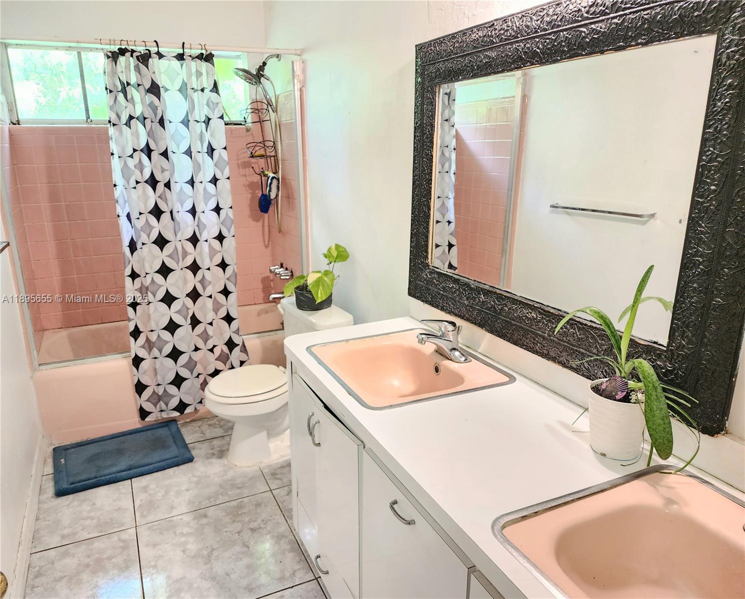 SIERRA MIRADA - Residential