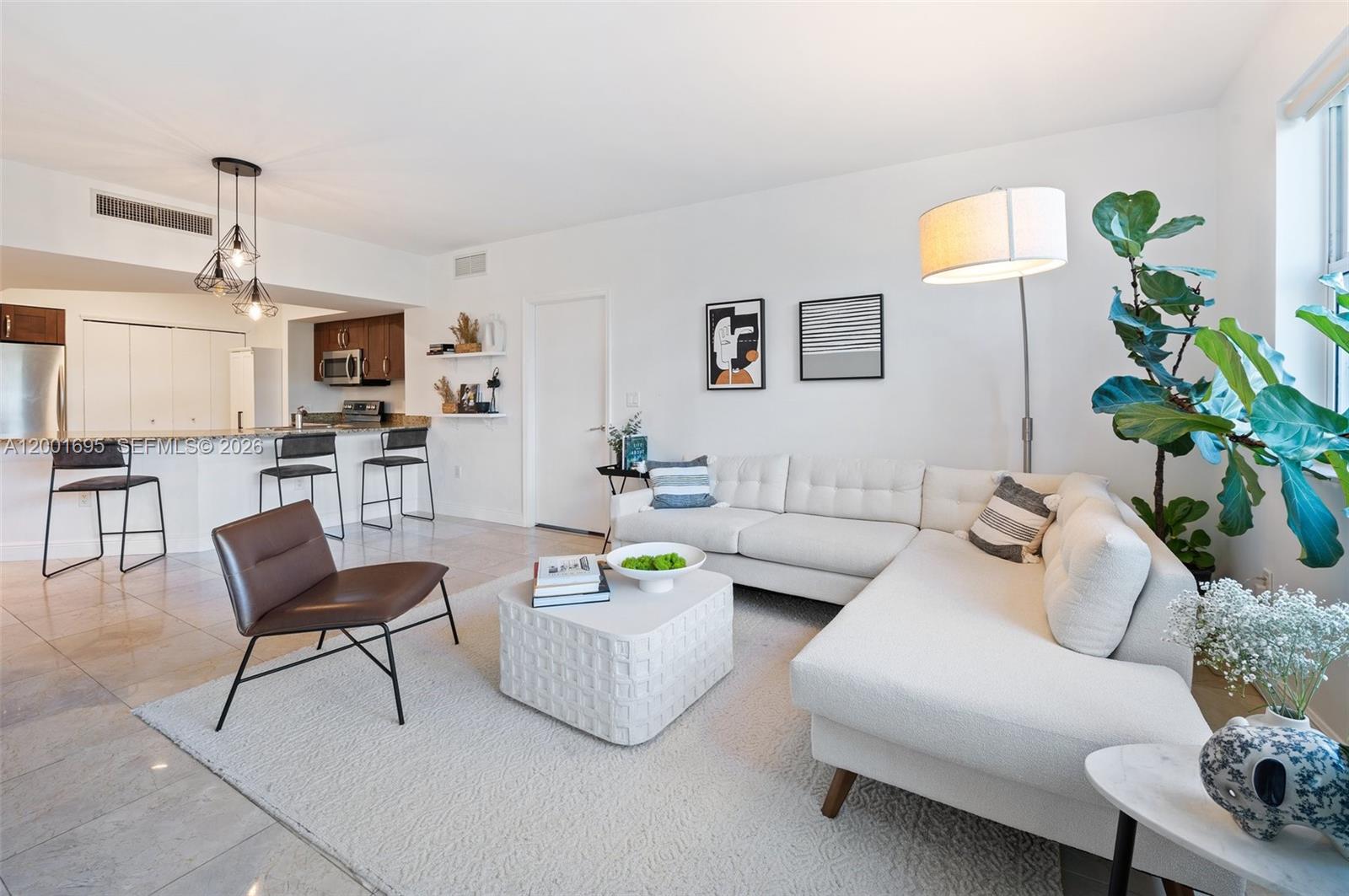 TURNBERRY VLG NO TOWER CO - Residential