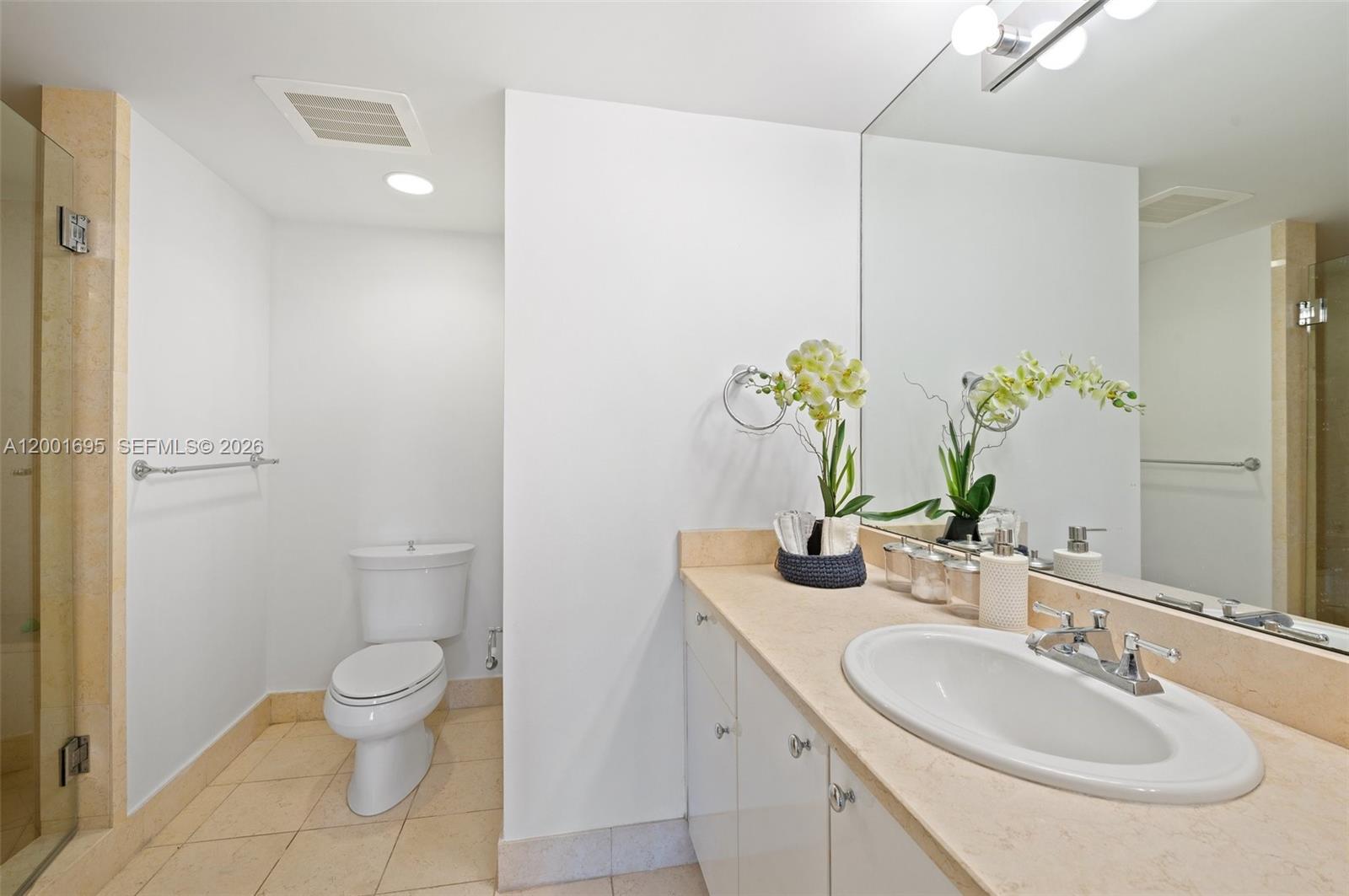 TURNBERRY VLG NO TOWER CO - Residential