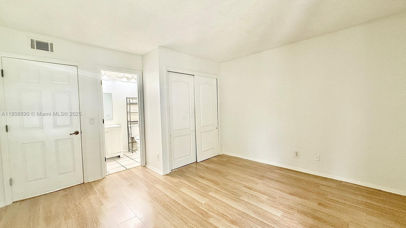 CYPRESS POINT CONDO - Residential Lease