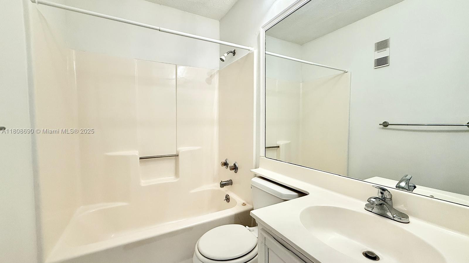 CYPRESS POINT CONDO - Residential Lease