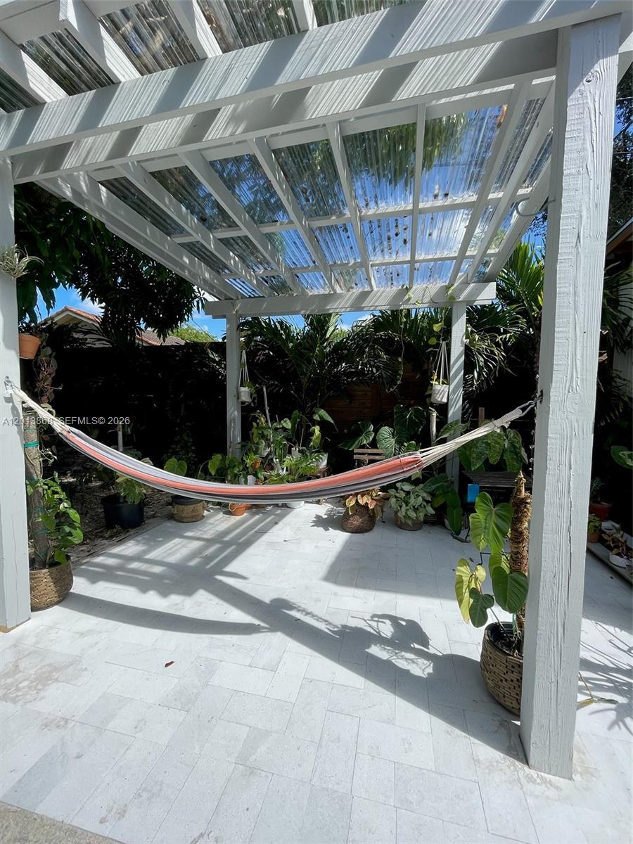 2235 SW 25th Ter