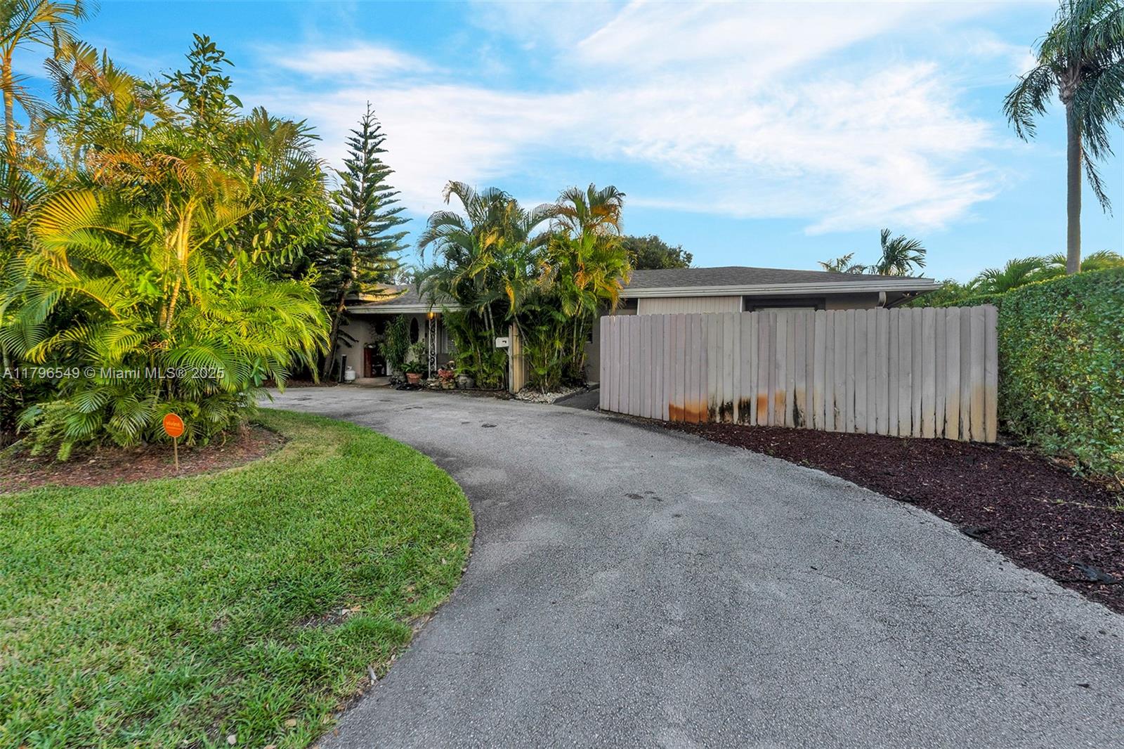CORAL RIDGE GALT ADD NO 1 - Residential Income