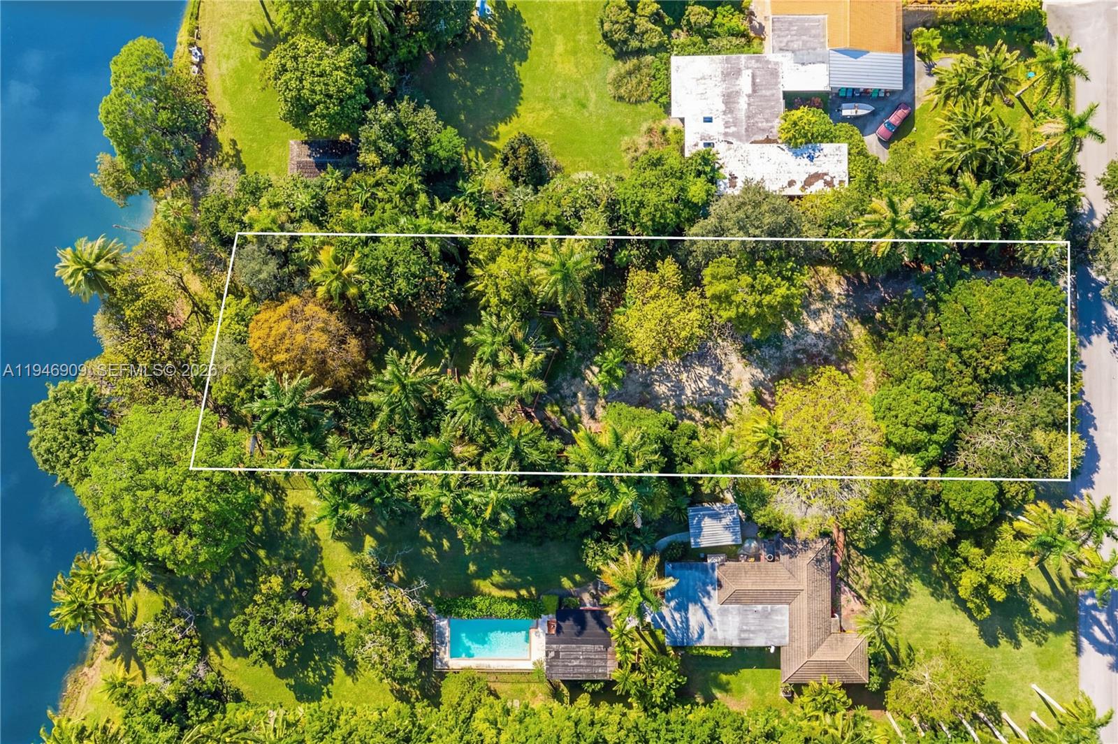 6366 SW Snapper Creek Dr