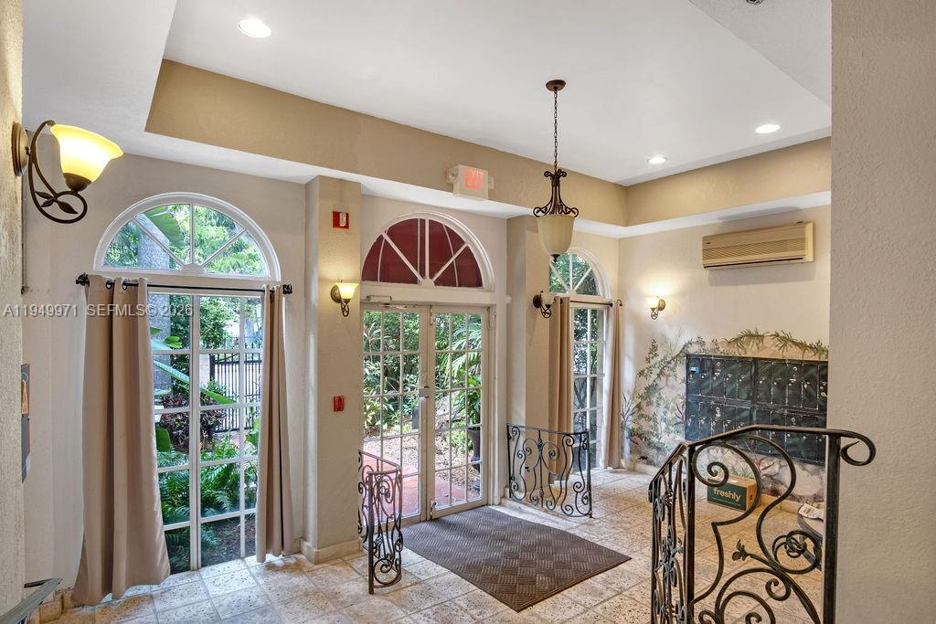 Venetian Villas - Residential