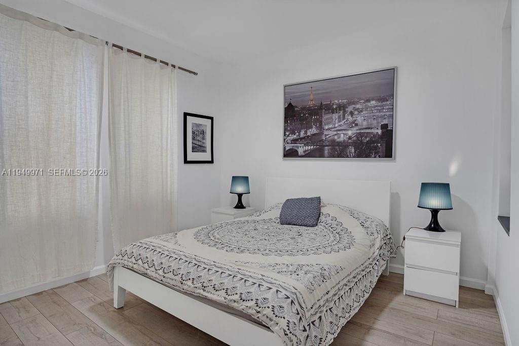 Venetian Villas - Residential