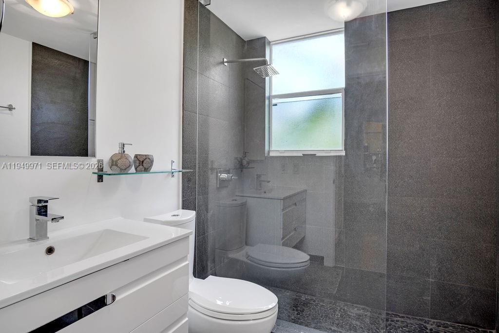 Venetian Villas - Residential