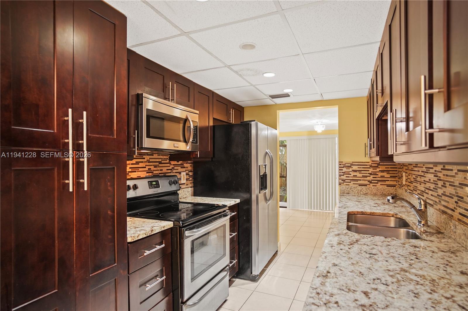 FAIRWAYS OF SUNRISE - Residential