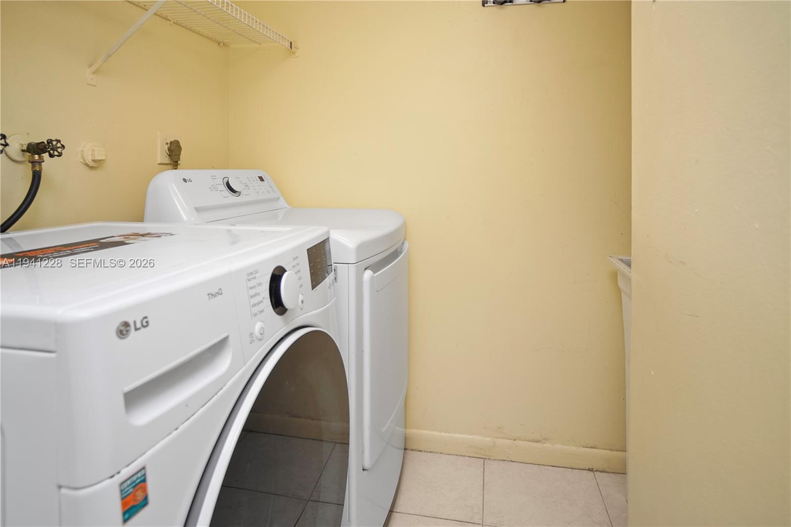 FAIRWAYS OF SUNRISE - Residential