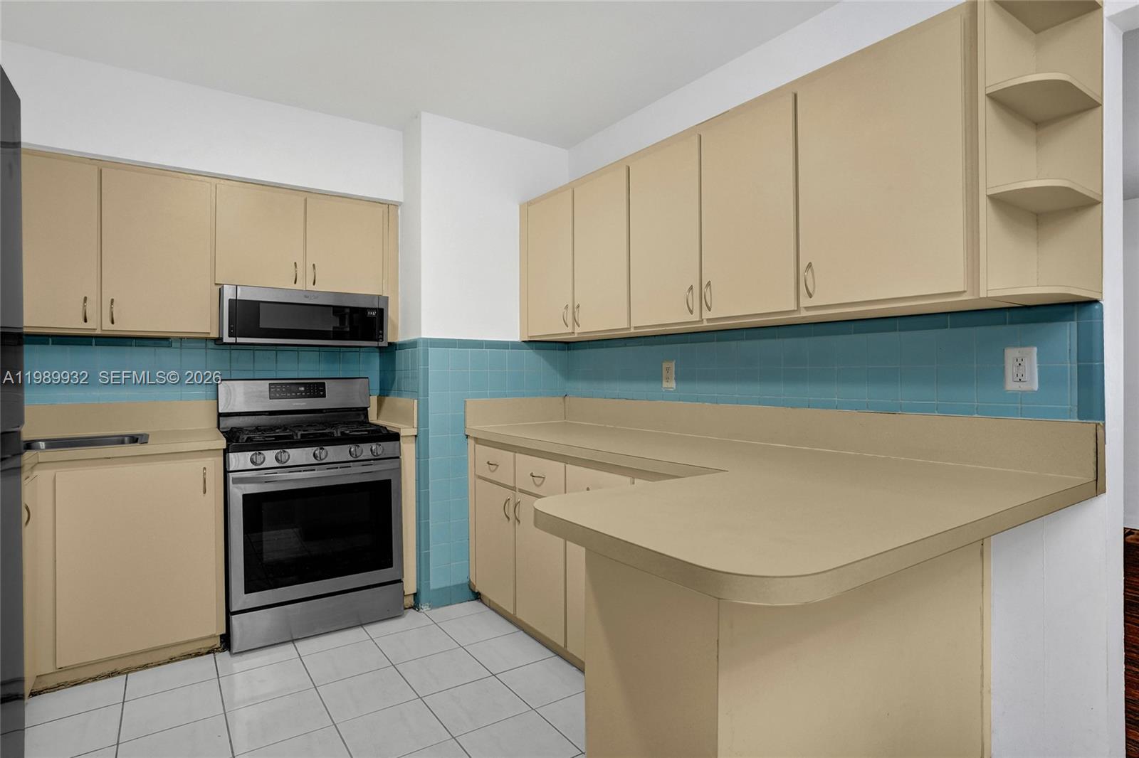 BRENTWOOD REV PL - Residential