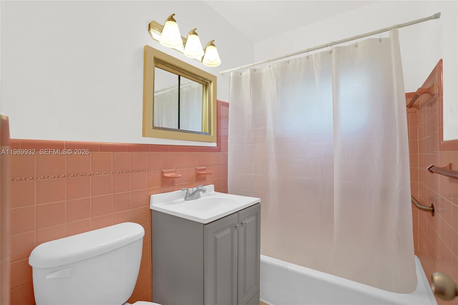 BRENTWOOD REV PL - Residential