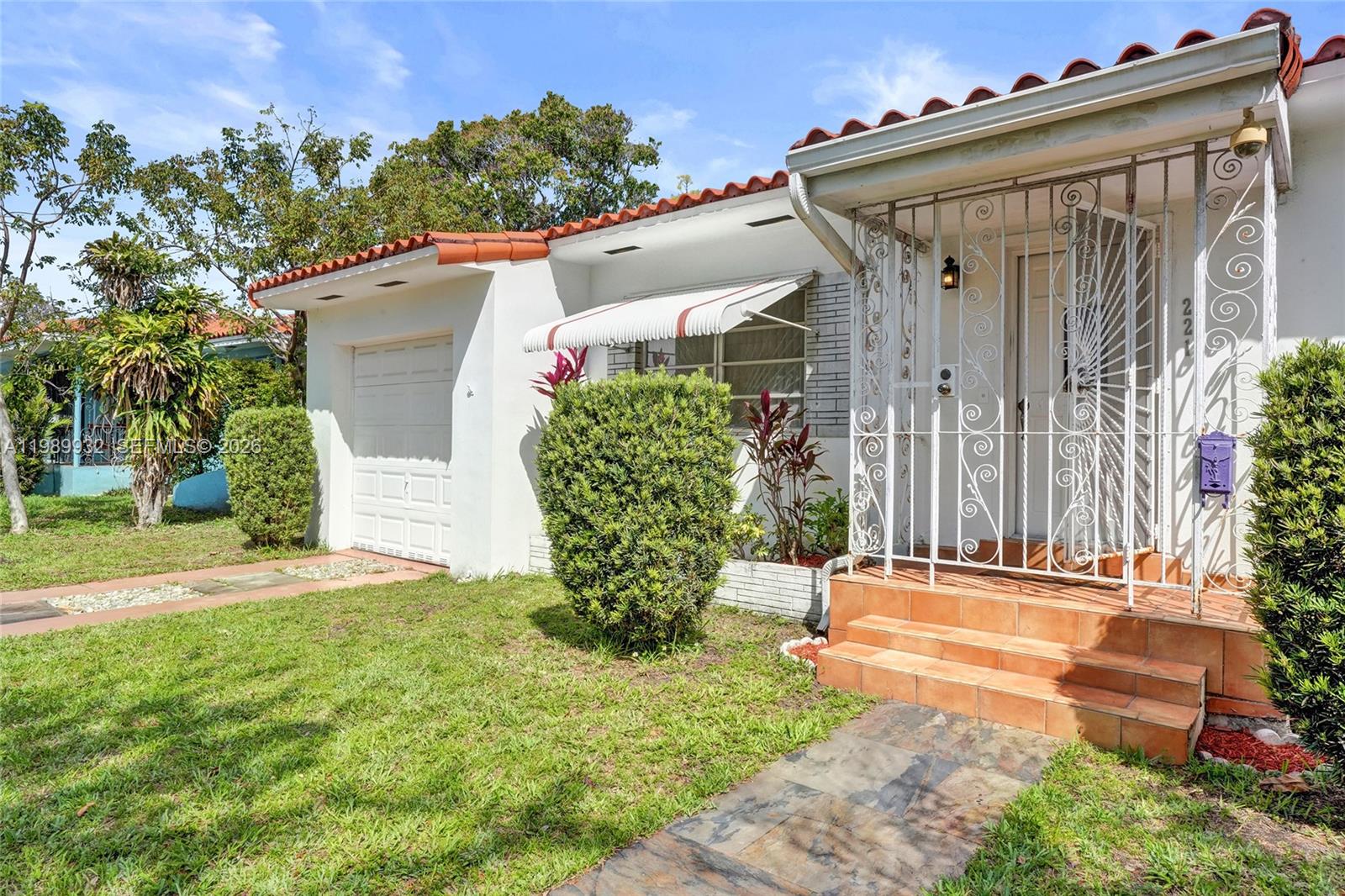 BRENTWOOD REV PL - Residential