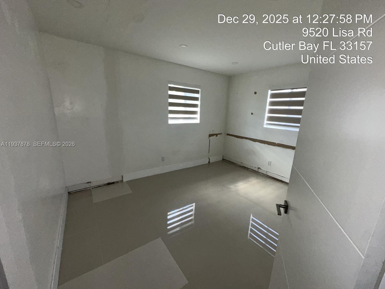 PINE TREE MANOR SEC 1 - Residential