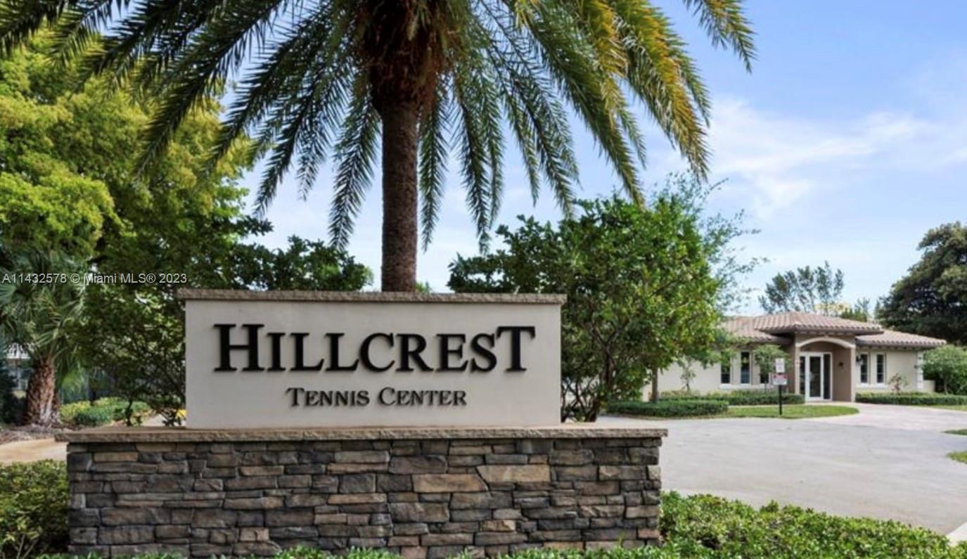 HILLCREST EAST NO 20 COND - Residential