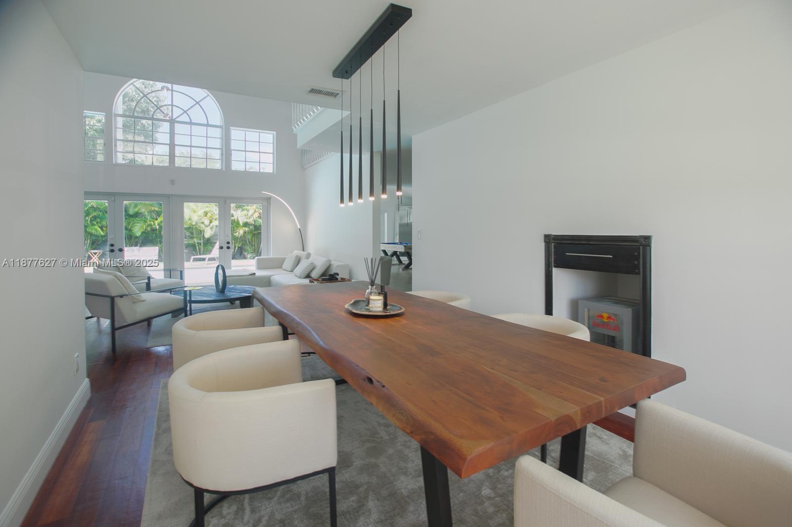 LAKES BY THE BAY SEC 7 - Residential