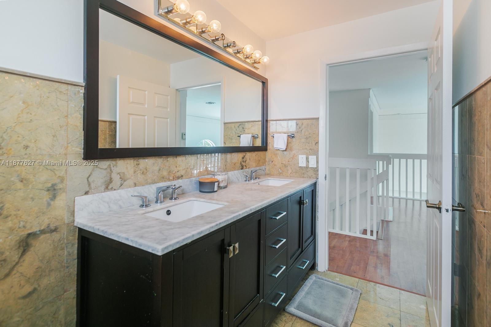 LAKES BY THE BAY SEC 7 - Residential