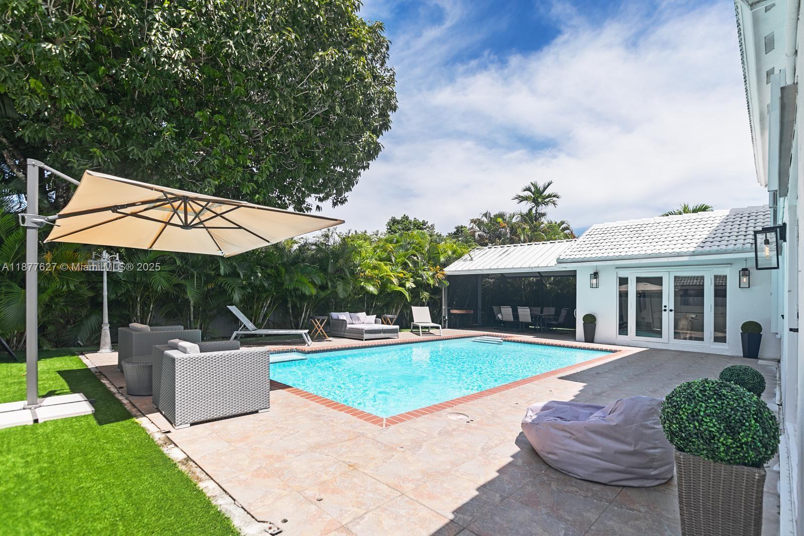 LAKES BY THE BAY SEC 7 - Residential