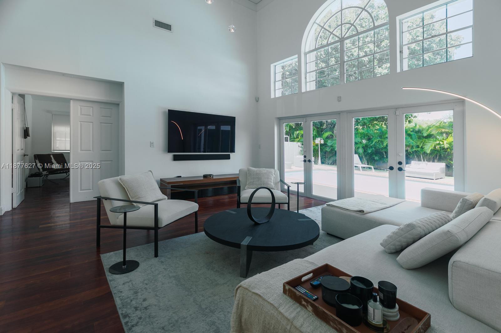 LAKES BY THE BAY SEC 7 - Residential